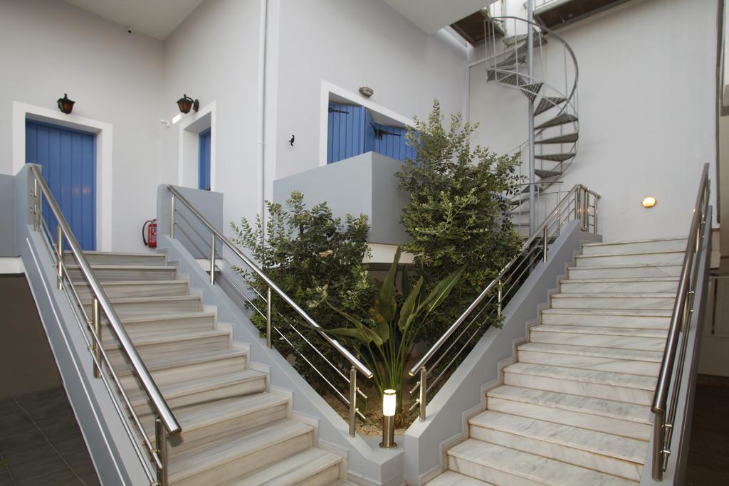 Studios Vasilis Agia Marina 외부 사진